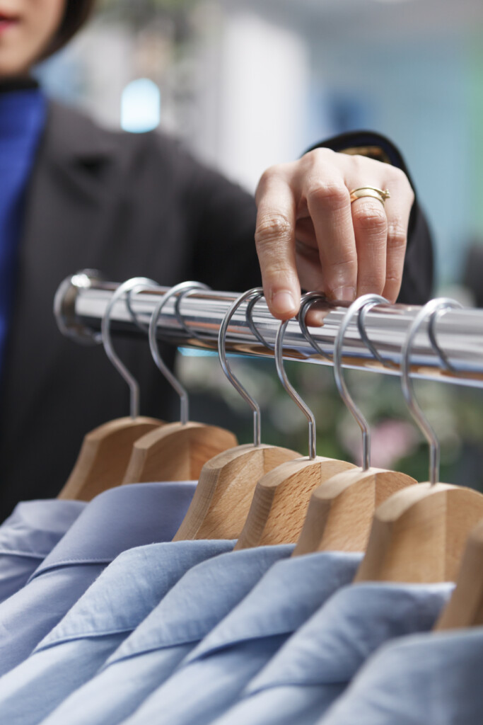 dar al nujoom laundry dubai commercial laundry service uae
